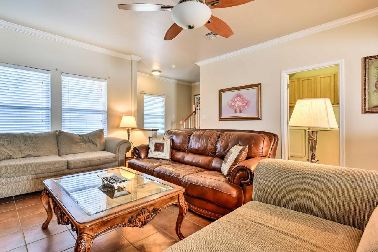 Waterfront Corpus Christi Townhome With Pool And Dock! Exterior photo